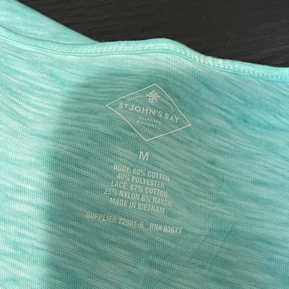 St. John’s Bay top - Picture 2 of 6